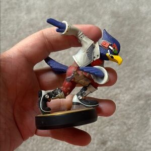 Falco amiibo figure from the Super Smash Bros. series Amiibo Figure